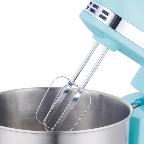 Brentwood Lightweight 150-Watt 5-Speed Electric Hand Mixer (Blue)