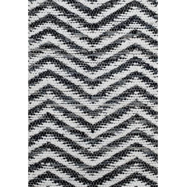 A & B Home Multi 3 in. x 3 in. Area Rug