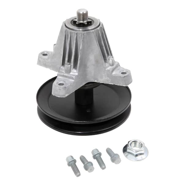 定番のお歳暮 Cub Cadet Original Equipment Spindle Assembly for Select 42 ストラップ
