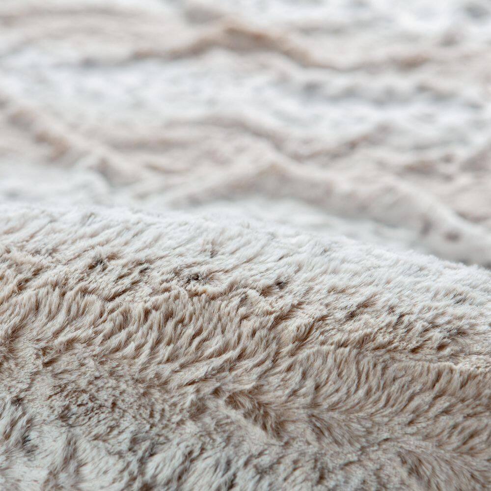 Luxurious Beige Faux Fur Queen Duvet Cover Set
