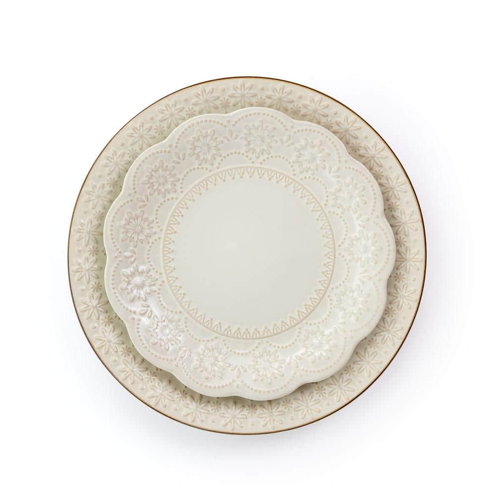 Ivory Embossed Ceramic 16-Piece Dinnerware Set with Scalloped Edges