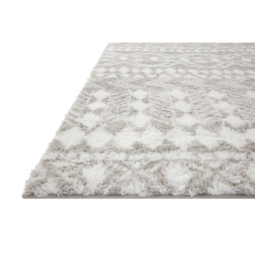 Bliss Gray and White Geometric Shag Area Rug 5'-3" x 7'-6"