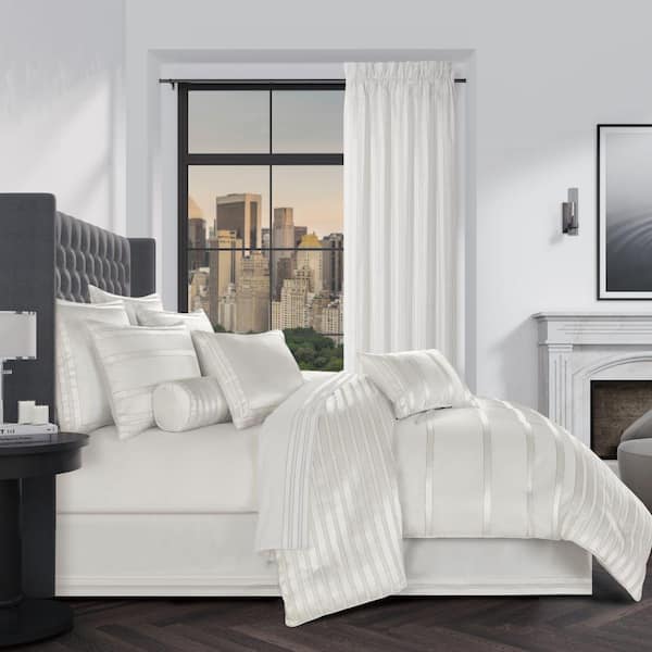 Unbranded Charleston Platinum Polyester Queen 4-Pieces Comforter Set