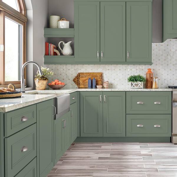 BEHR PREMIUM 1 qt. #N400-5 Thai Basil Semi-Gloss Enamel Interior