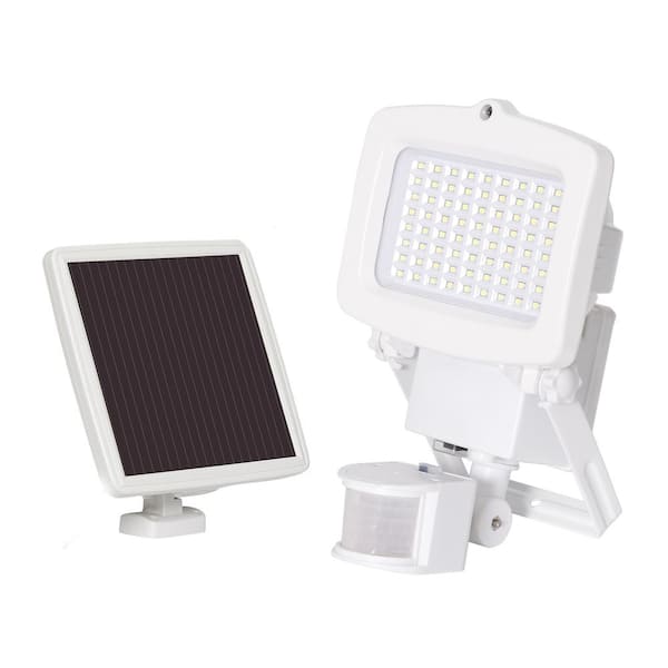 Westinghouse Solar 1500 Lumens White Motion Activated Outdoor Integrated LED Flood Light