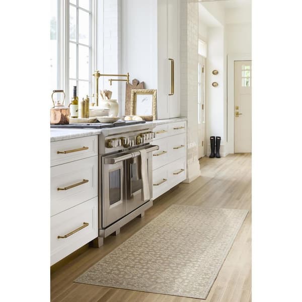 Nabela Noor Home Aram Tan Traditional 1 ft. x 2 ft. Machine Woven Area Rug