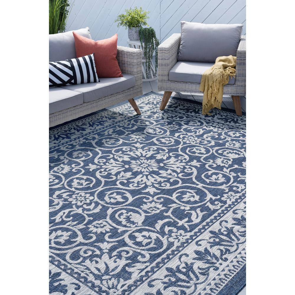 Navy Floral Synthetic 5' x 7' Rectangular Outdoor Rug
