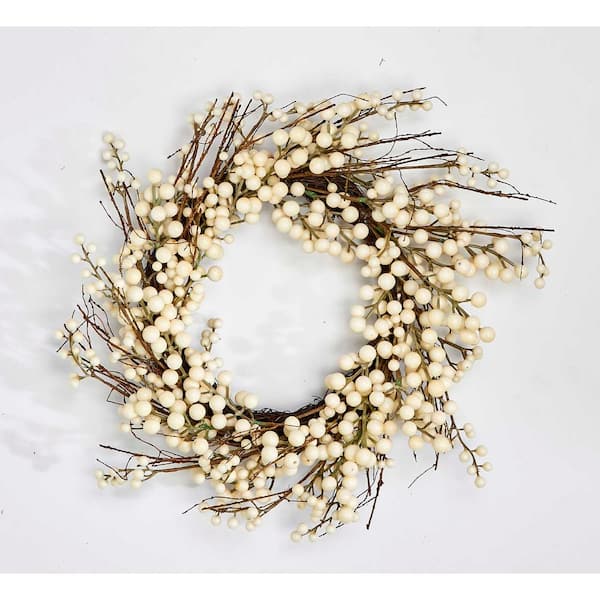 Unbranded 19 in. Artificial White Berry Wreath
