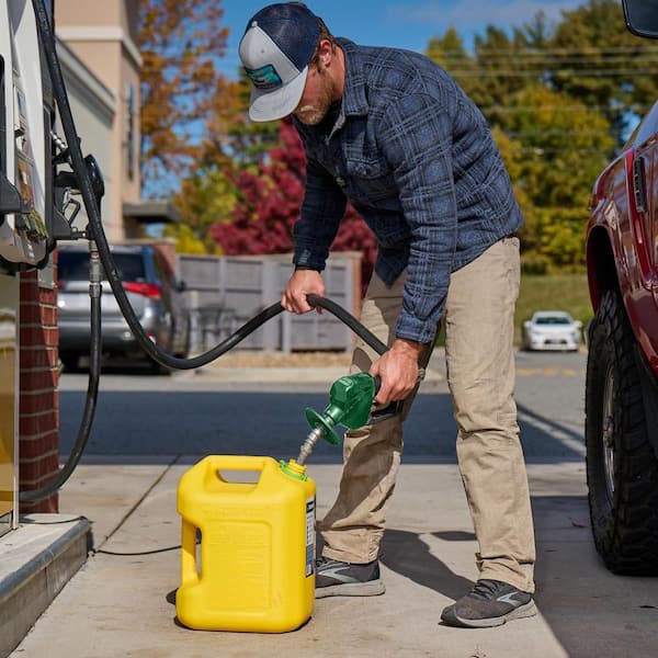 Scepter 5 Gal. Smart Control Diesel Can with Rear Handle, Yellow