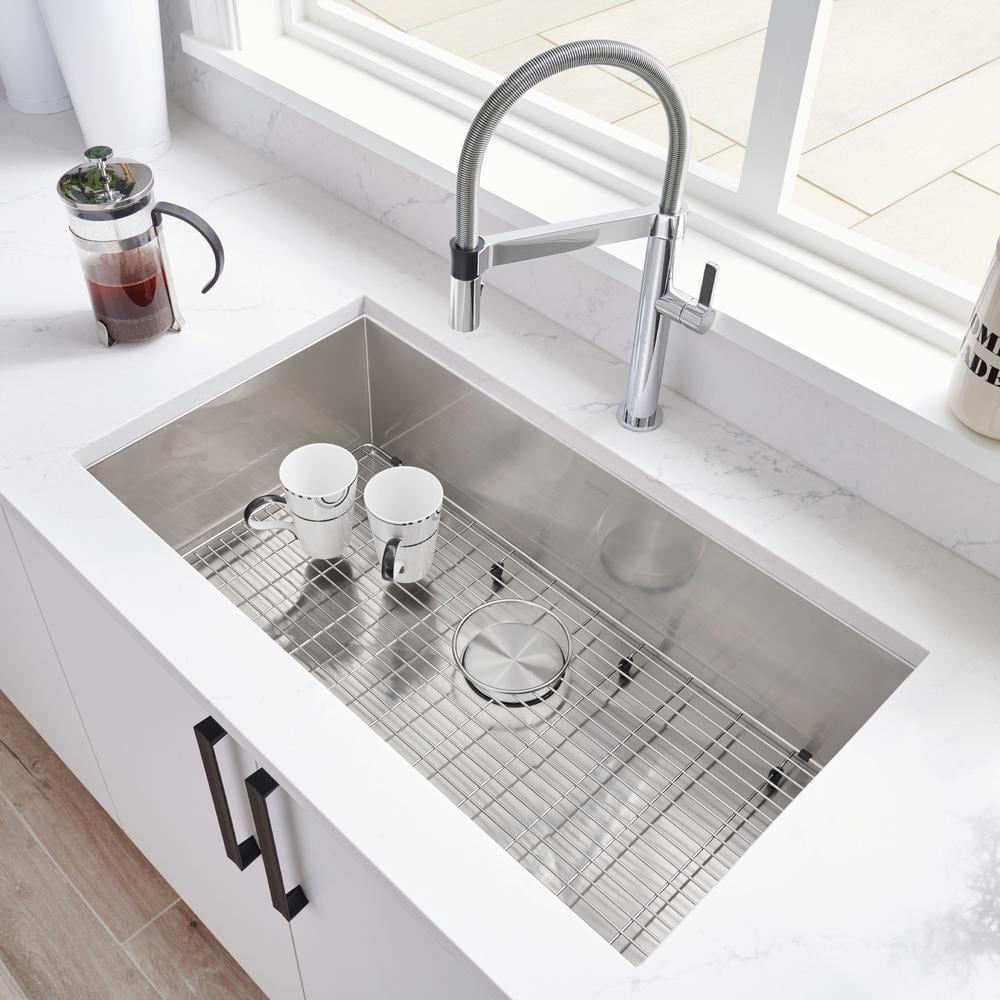Quatrus 32" Single Bowl Stainless Steel Undermount Kitchen Sink