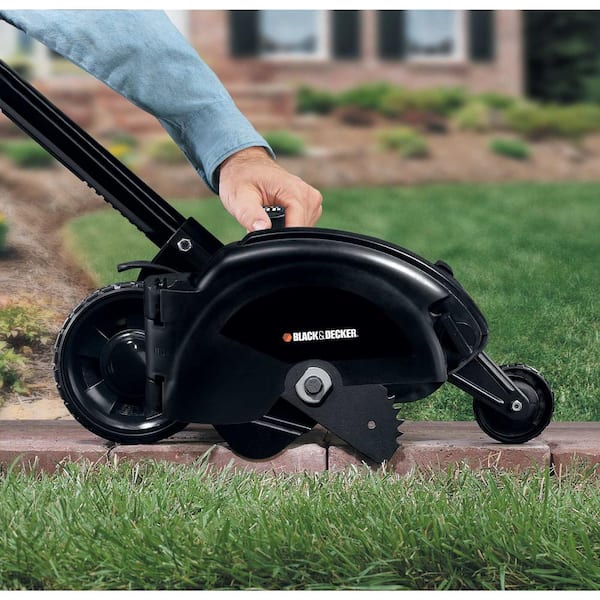 BLACK+DECKER 7.5 in. 12 Amp Corded Electric 2-in-1 Lawn Edger