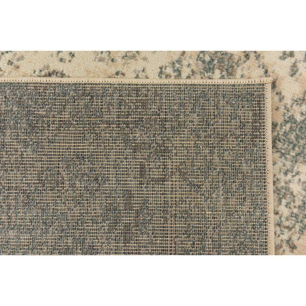 Geometric Gray Synthetic 4' x 6' Easy-Care Area Rug