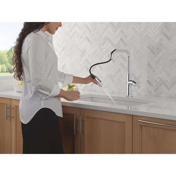 Nicoli Single Handle Pull Down Sprayer Kitchen Faucet in Chrome