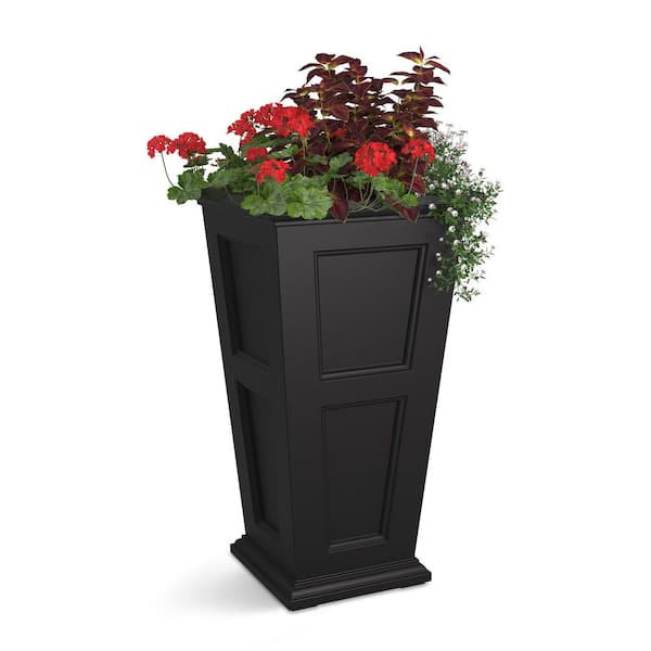 Fairfield 40 in. Tall Black Polyethylene Planter