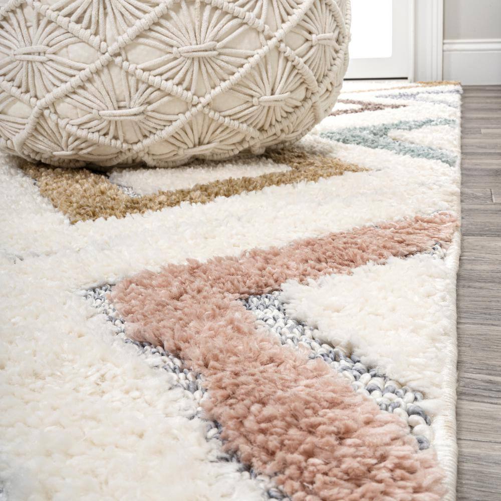 Ivory Geometric Flat Woven Reversible 4' x 6' Synthetic Rug