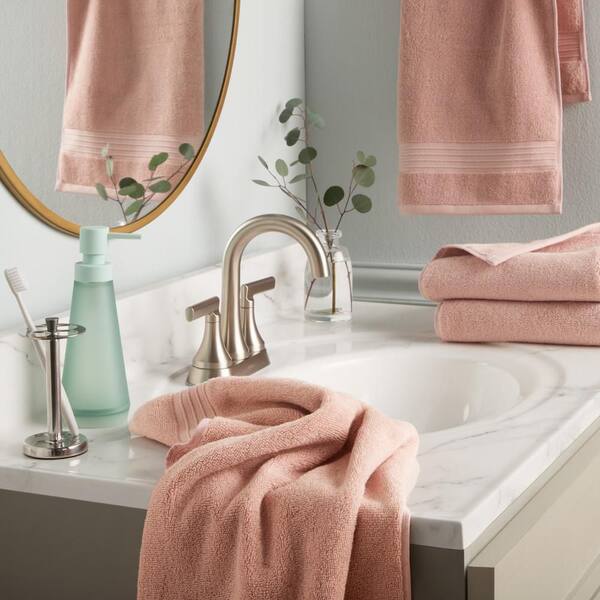 TOWN & COUNTRY LIVING Solid Dobby Border Cotton 20 in. x 30 in