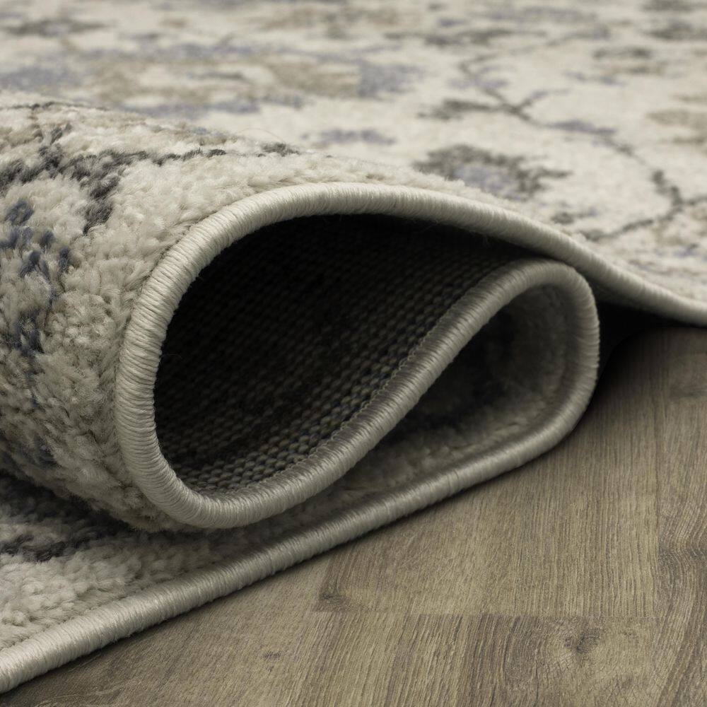 Gray 6' x 9' Rectangular Stain-Resistant Synthetic Area Rug