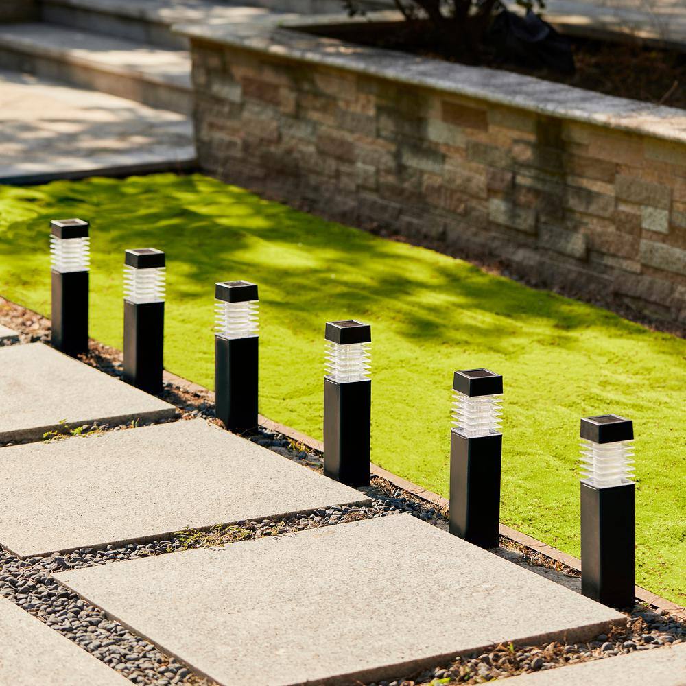 Black LED Dusk to Dawn Pathway Light Set of Six