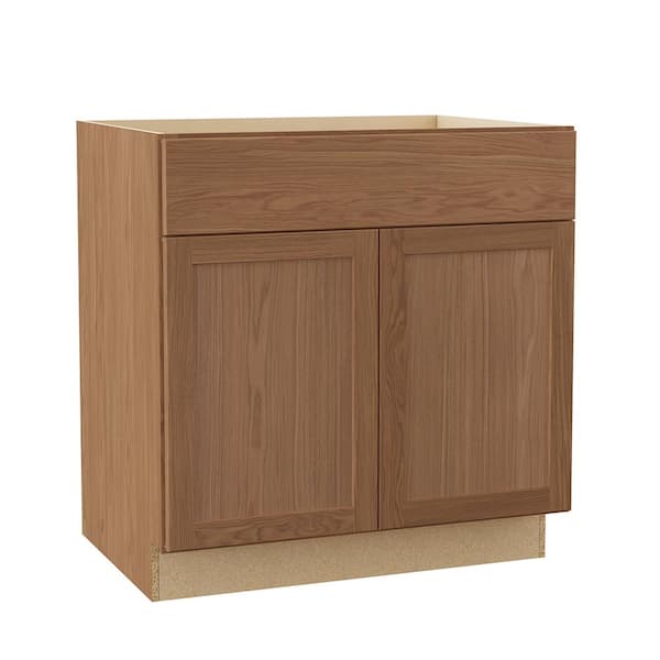 Sinclair 33 in. W x 24 in. D x 34.5 in. H Assembled Base Cabinet in Shaker Saddle Oak