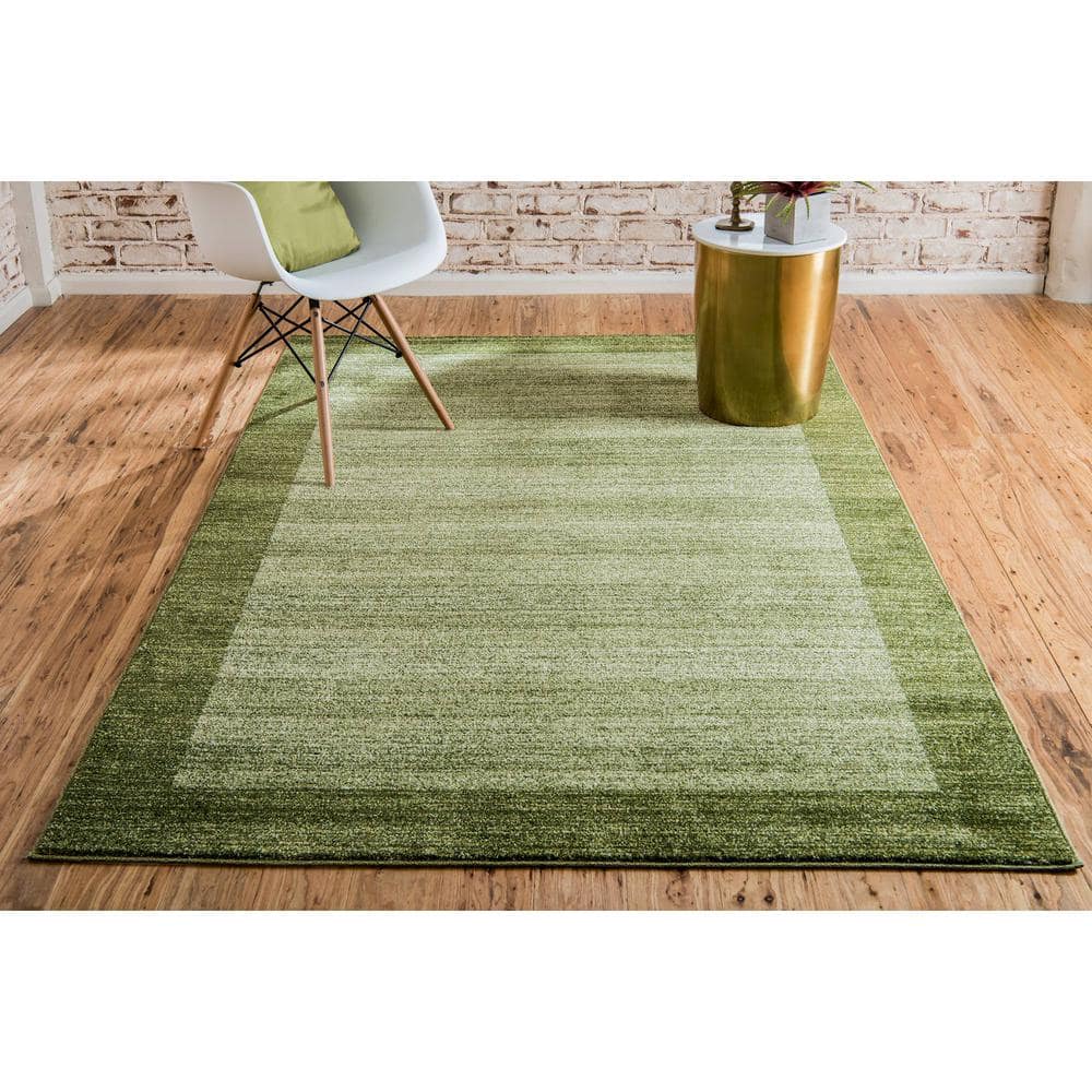 EasyCare Reversible Light Green Synthetic Area Rug - 8' x 11' 4
