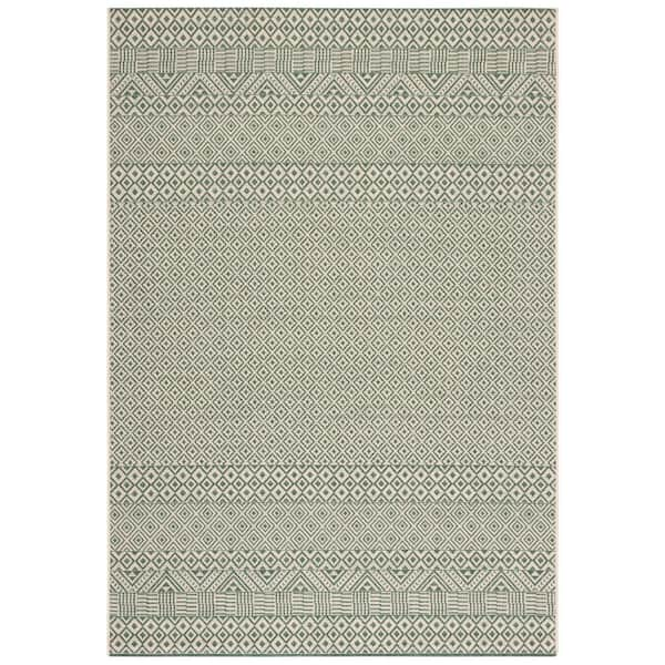 SAFAVIEH Courtyard Dark Green/Beige 5 ft. x 8 ft. Tribal Striped Diamonds Indoor/Outdoor Patio  Area Rug