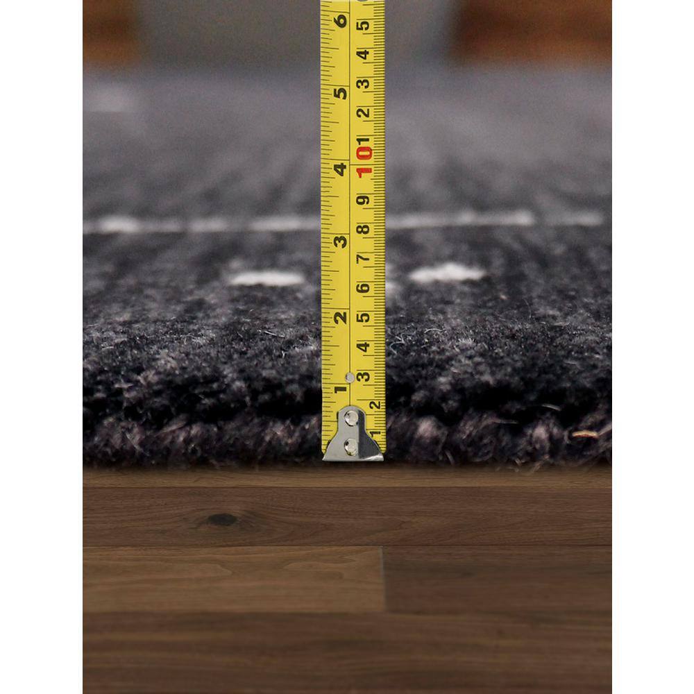 Elegant Gramercy 5' x 7' Hand-Loomed Gray Wool & Silk Area Rug