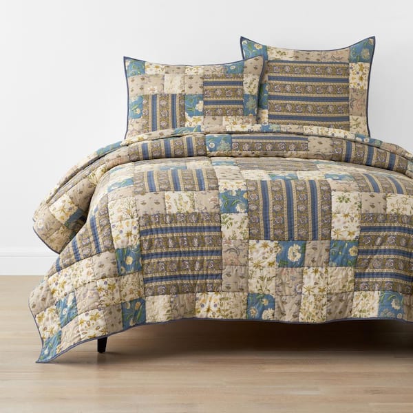 Company Cotton Dorothea Blue Multi Patchwork Full/Queen Cotton Quilt