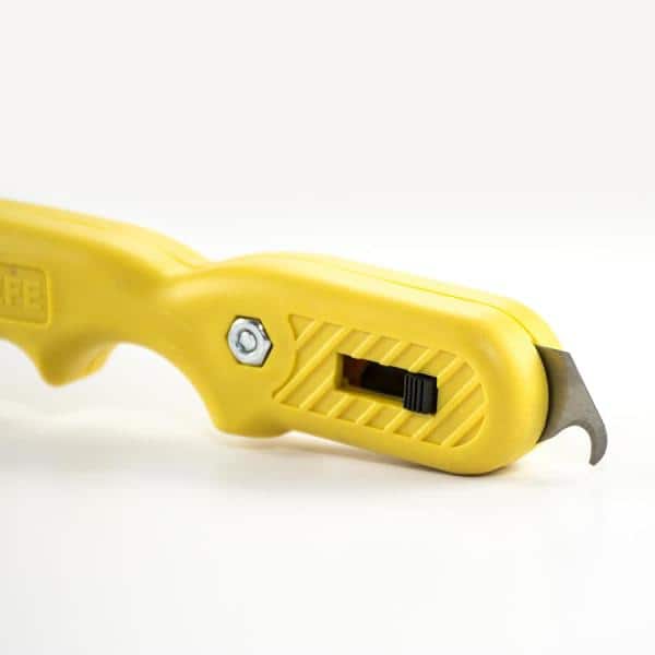 https://images.thdstatic.com/productImages/a416b37b-e432-4547-8240-79344b370077/svn/yellow-screen-tight-spline-rollers-rollerknife-44_600.jpg