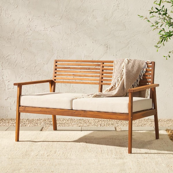 Walker Edison Furniture Company Brown Slatted Acacia Wood Mid-Century Modern Outdoor Loveseat with Bisque Cushions