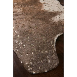 Bryce Walnut/Champagne 5 ft. x 6 ft. 6 in. Modern Faux Cowhide Area Rug