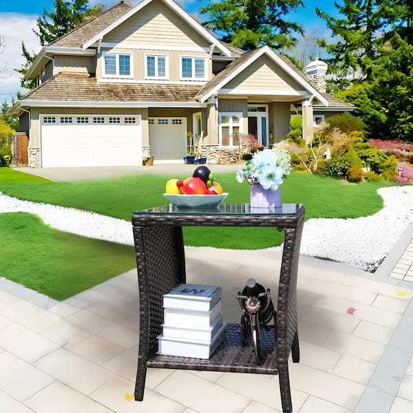 Wicker outdoor patio coffee tables with clear tempered glass are ideal for balconies, gardens, and backyards.