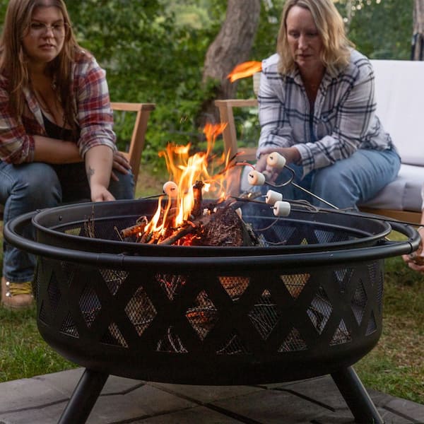 Sunnydaze Black Cross Weave 36 in. x 24 in. Round Steel Wood