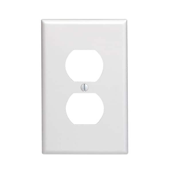 Leviton White 1-Gang Duplex Outlet Wall Plate (1-Pack)