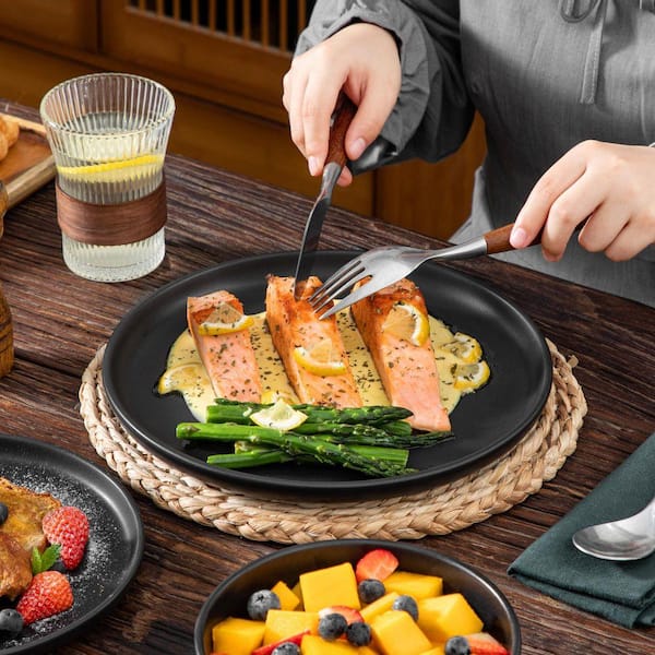 vancasso 18-Piece Matte Black Stoneware Dinnerware Set Service for