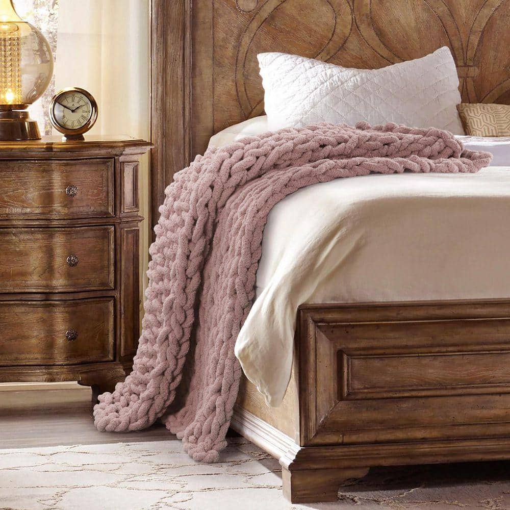 Blush Chunky Chenille Throw