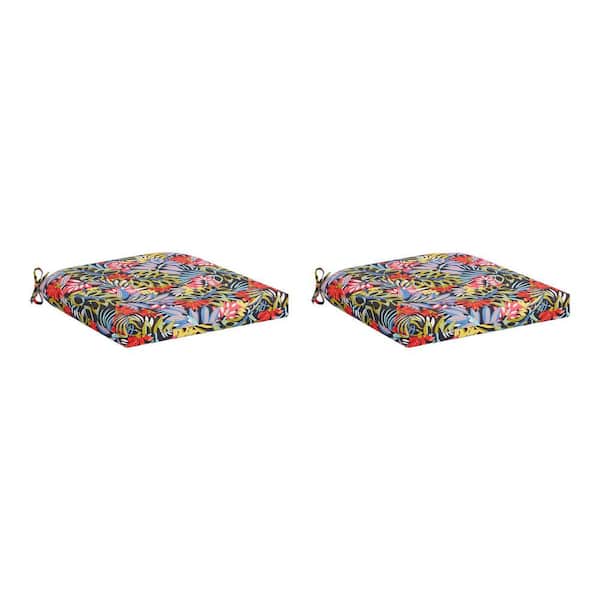 Hampton Bay 20 in. W x 20 in. D Universal Outdoor Seat Pad in Siesta Leaf (Set of 2)