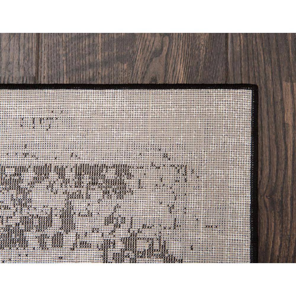 Salle Garnier Black and Gray Low Pile Area Rug