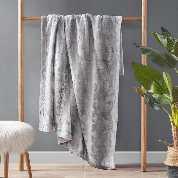 ilemong Oversized 60 in. x 70 in. Grey Throw Blanket Comfortable Faux Fur Machine Washable Soft Throw