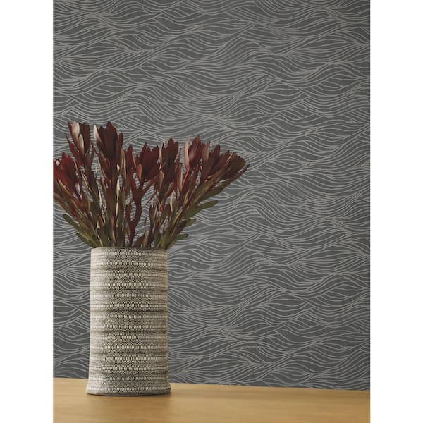 Silver Sand Crest Vinyl Unpasted Paper Wallpaper,Matte 27 in. by 27 ft.
