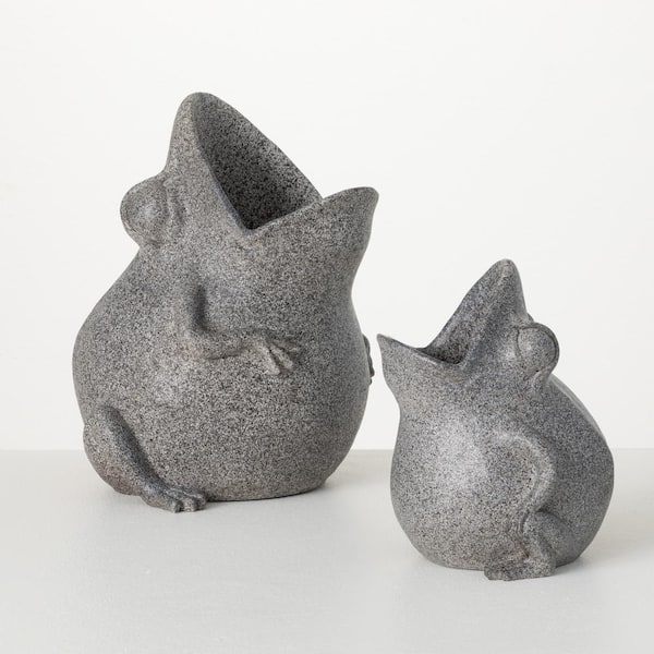 SULLIVANS 13.25" and 9.25" Gray Resin Tongue-In-Cheek Frog Planters (Set of 2)