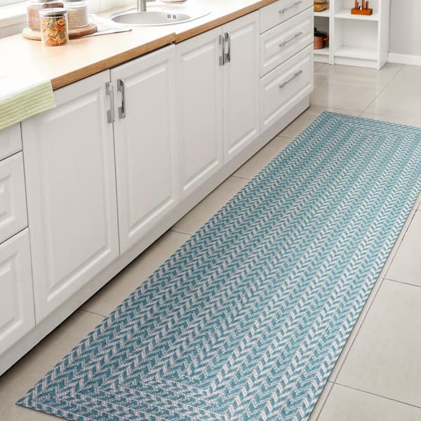 JONATHAN Y Chevron Aqua/Light Gray 2 ft. x 8 ft. Modern Concentric Square Indoor/Outdoor Area Rug