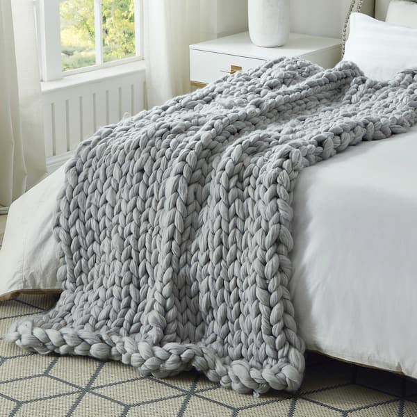 COZY TYME Berenice 40 in. x 60 in. Light Grey Throw Blanket Cozy 100%  Polyester T178-20LGC-HD - The Home Depot