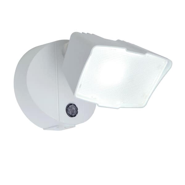LUTEC White Outdoor Integrated LED Dusk to Dawn Flood Light