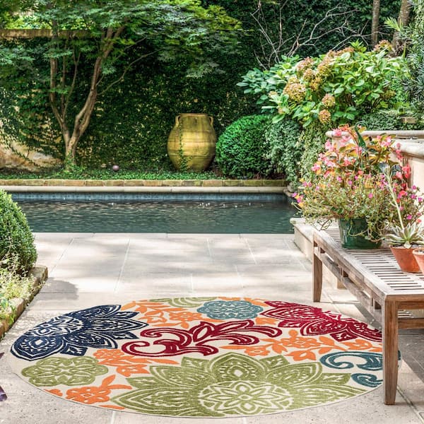 Oasis Floral Multi-Color 8 ft. Round Indoor/Outdoor Area Rug