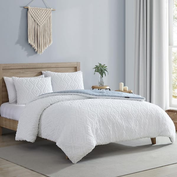 French Connection Hanwell Clipped Jacquard White 3-Piece Reversible King Microfiber Duvet Cover Set