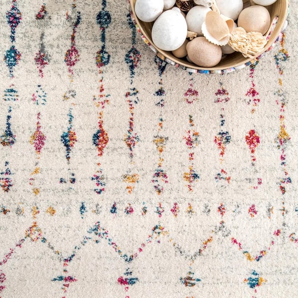 nuLOOM Blythe Modern Moroccan Trellisi 7 ft. x 9 ft. Light nuLOOM Blythe Modern Moroccan Trellisi 7 ft. x 9 ft. Light