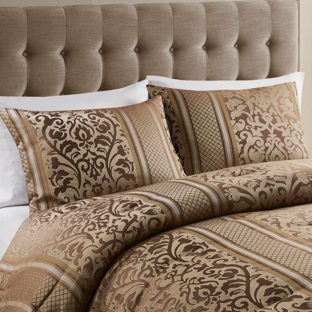 Full Brown Jacquard Microfiber Comforter Set with Throw Pillows