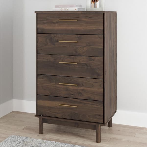 Signature DESIGN BY ASHLEY Calverson Brown 5 Drawer 29.88 in