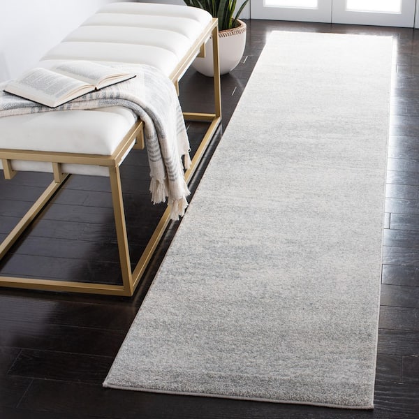 Evoke Ivory/Sage 2 ft. x 7 ft. Solid Runner Rug
