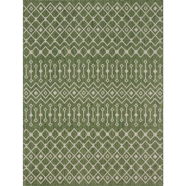 Green/Gray Tribal Trellis Outdoor 9 ft. x 12 ft. Area Rug